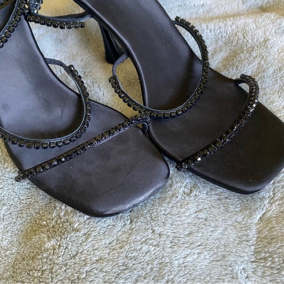 Black Jeffrey Campbell heels size 8 - Picture 3 of 6